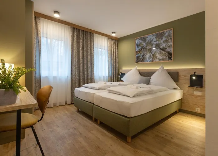 Stadltraum Falkenberg Otel Moosach